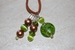 collier olivine et chocolat