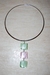 collier rose anis